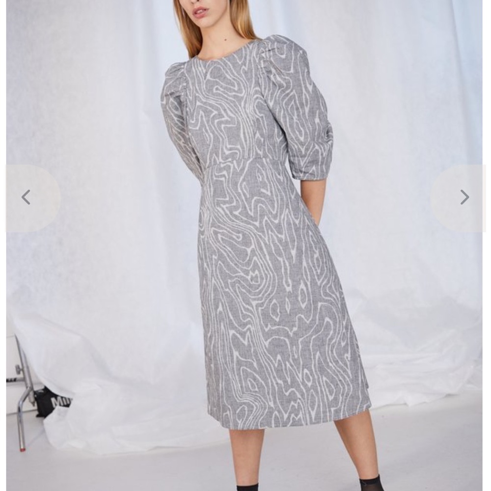 WHIT Glen check wood grey women’s size 2 dress